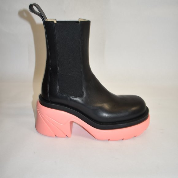 BOTTEGA VENETA Black & Pink Flamingo Flash Chelsea Boots 39 IT 9 US - Picture 3 of 11